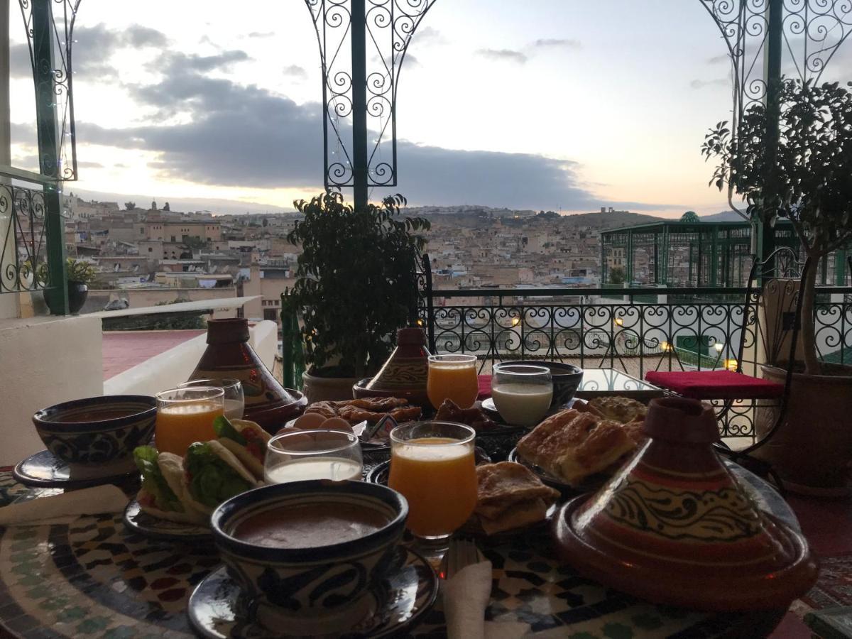 Riad Taj Salma Fez Esterno foto